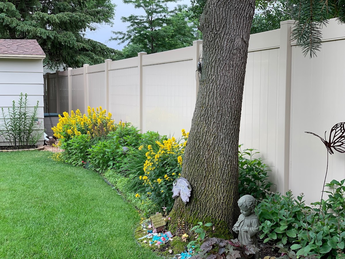 Vosika Fencing Plumber in Aberdeen, SD photo