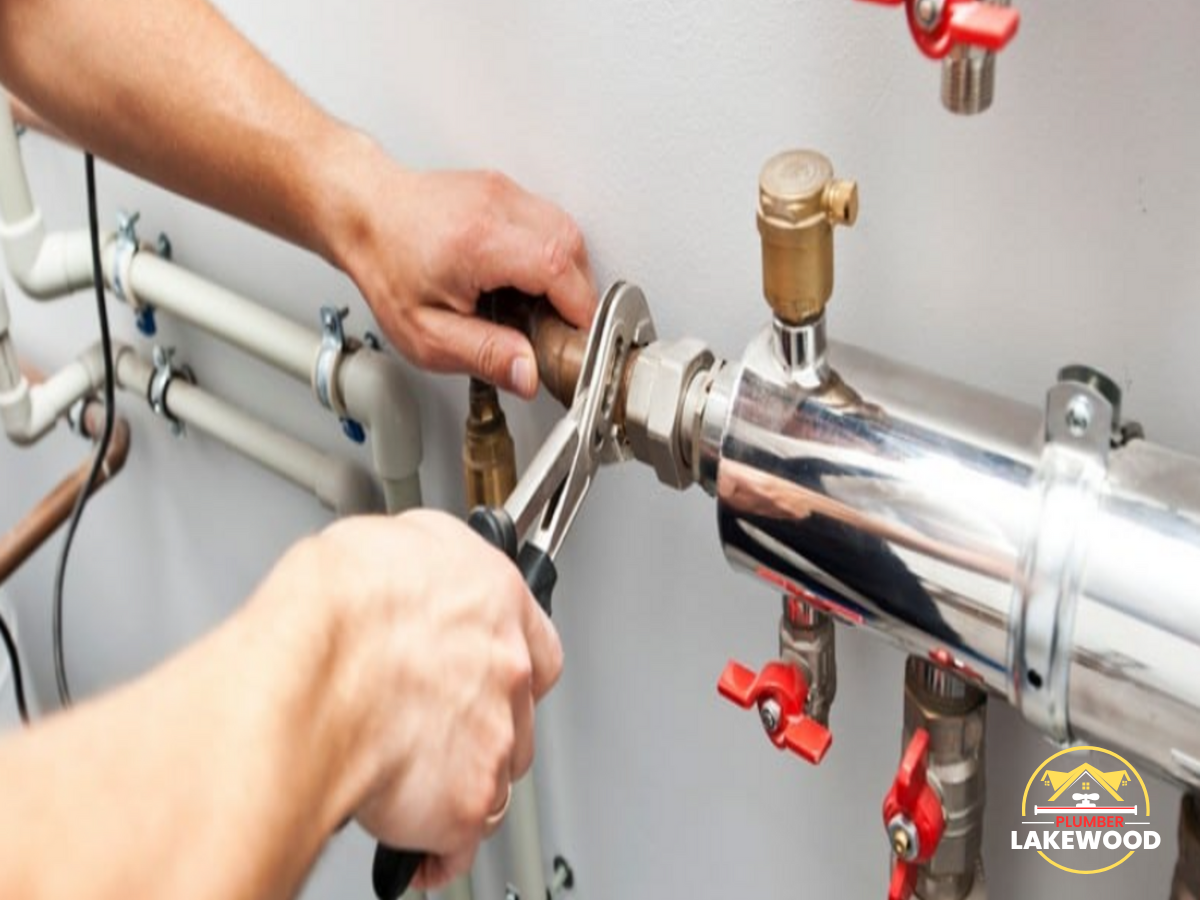Plumber Lakewood Plumber in Lakewood, CA photo