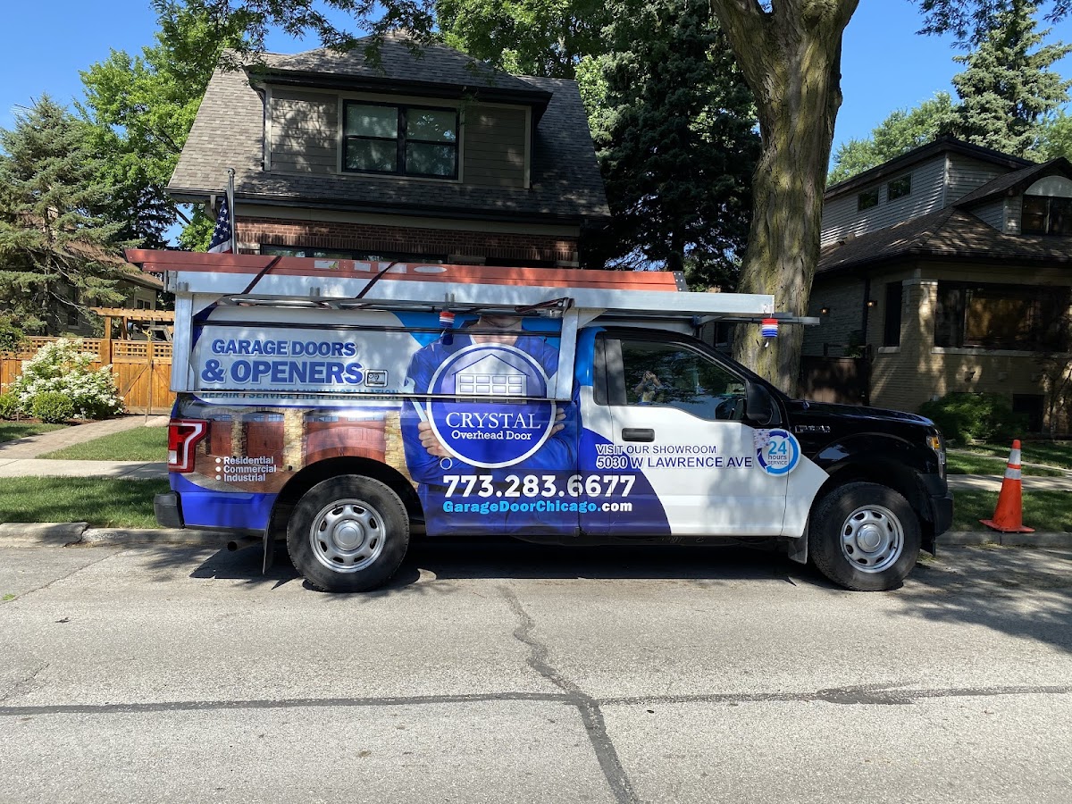 Crystal Overhead Door Handyman in Chicago, IL photo