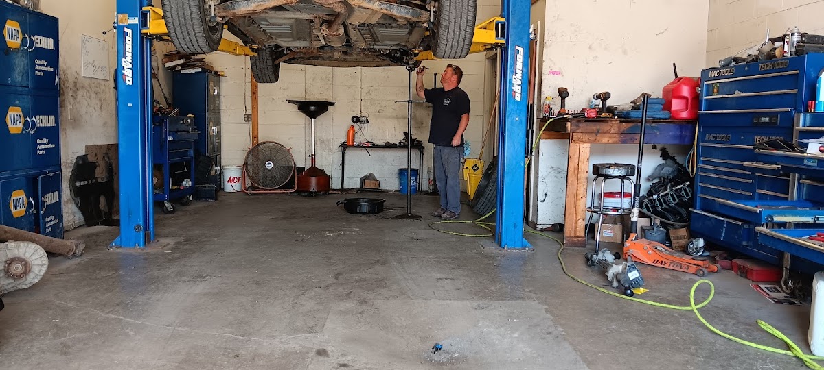 Wards Auto Repair LLC Auto Repair in Groveport, OH photo