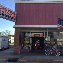 Central Hardware Contractor in Brunswick, GA photo