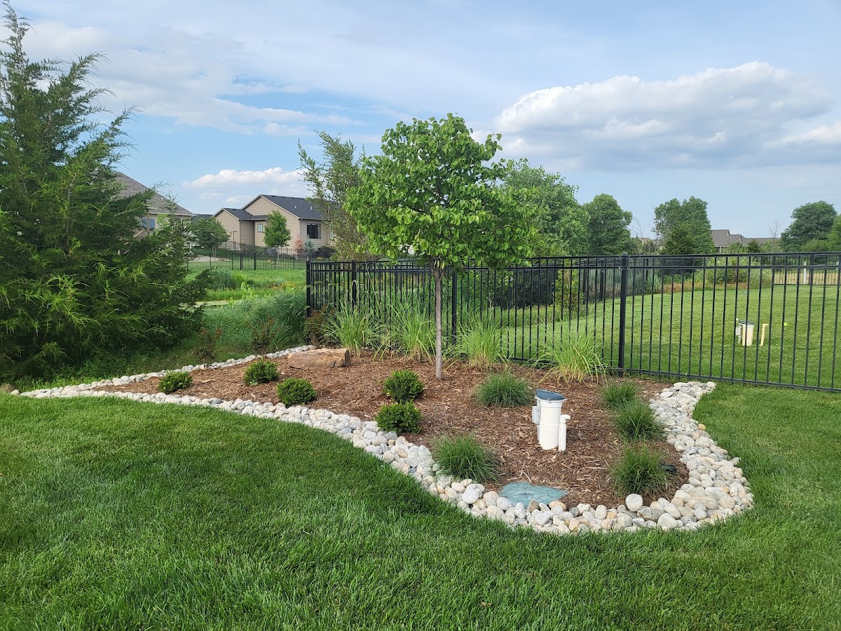 Daniels Lawn and Landscaping Service Contractor in Wichita, KS photo