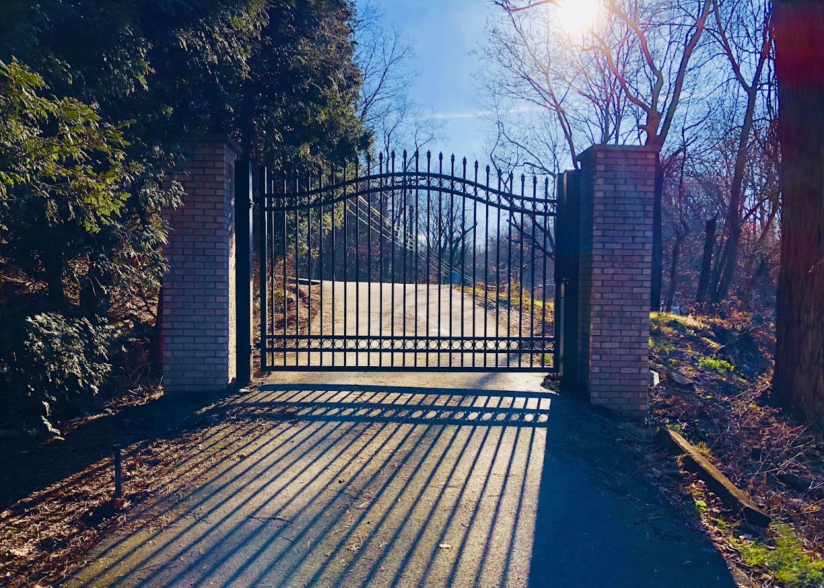 Allegheny Fence Construction Co., Inc Contractor in Pittsburgh, PA photo