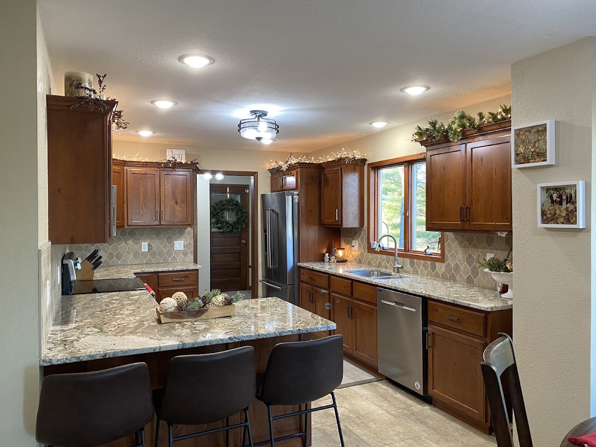Advanced Custom Counters LLC Contractor in Hiawatha, IA photo