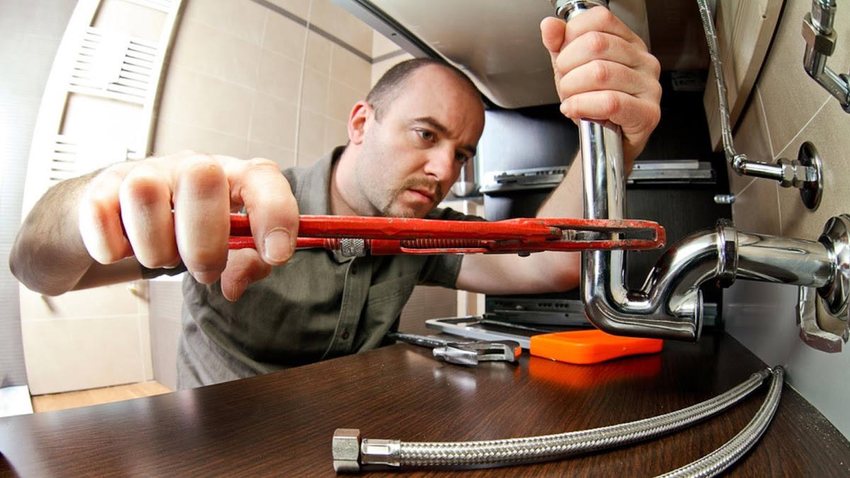 Illini Plumbing Plumber in Peoria, IL photo