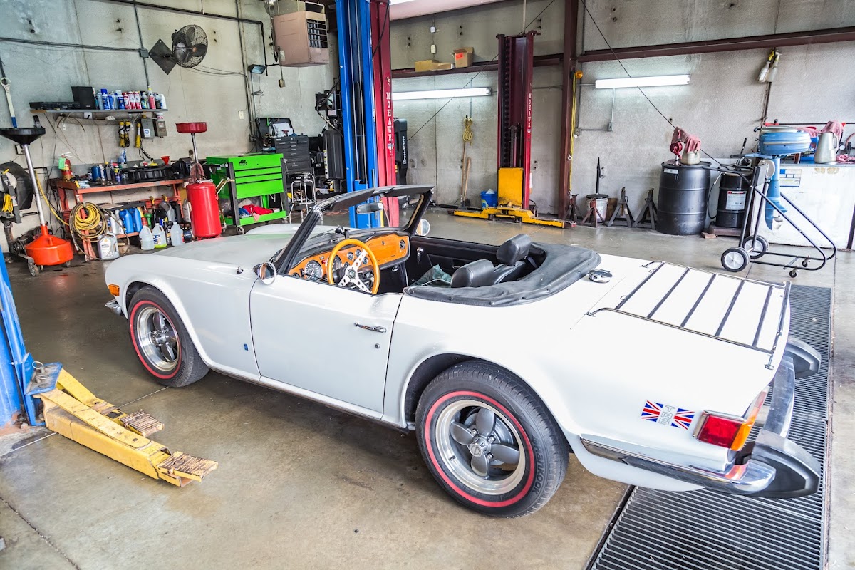 Barr's Auto Repair Auto Repair in Independence, MO photo