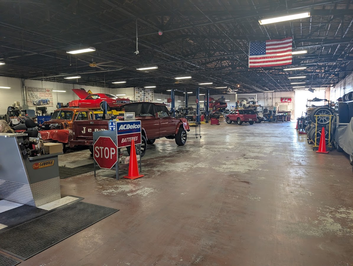 Santa Fe Garage Auto Repair in Independence, MO photo
