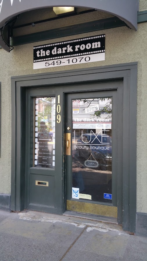 Dark Room of Montana Mobile Phone Repair in Missoula, MT photo