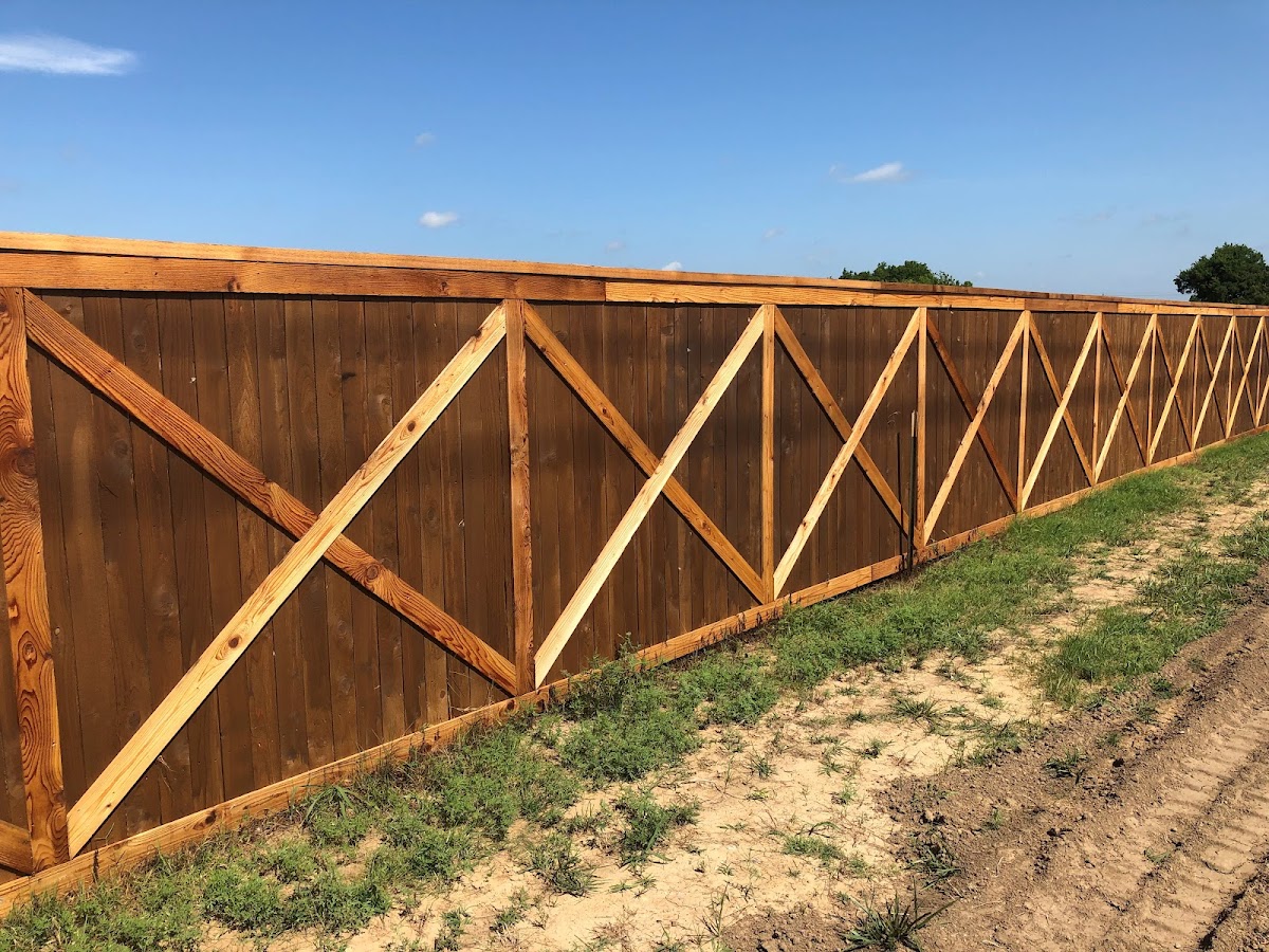 Arrow Fence Co Contractor in Tulsa, OK photo