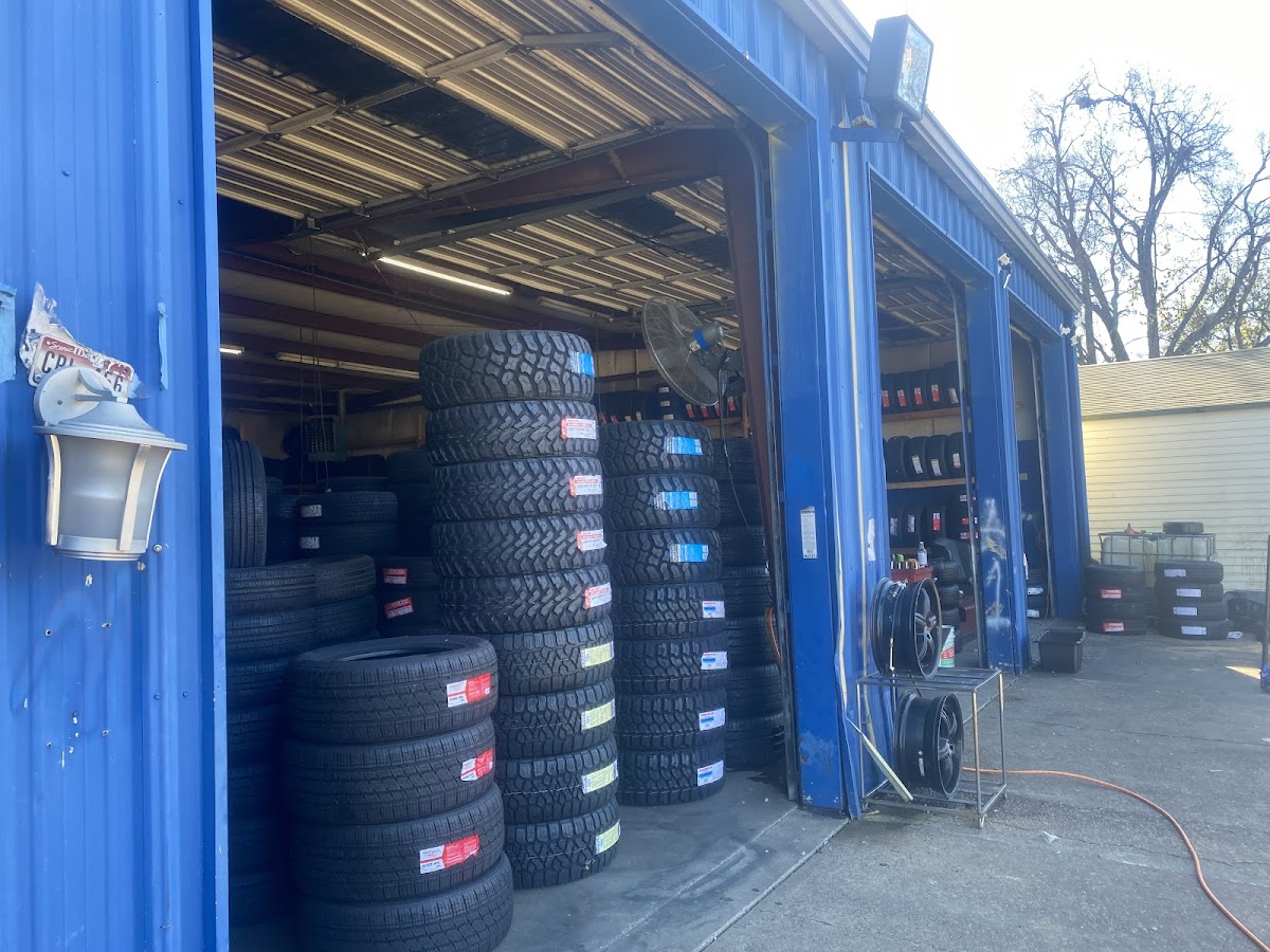 Shehon Tire Auto Repair in Northport, AL photo