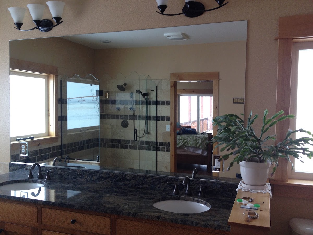 Gateway Glass Plumber in Helena, MT photo