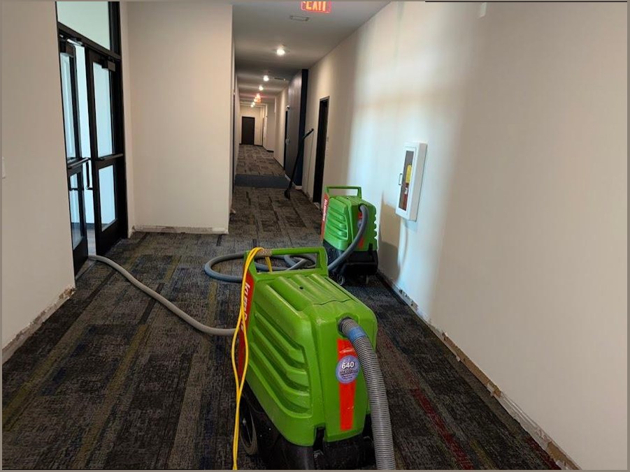 𝗙𝗮𝘀𝘁 𝗗𝗿𝘆 𝗪𝗮𝘁𝗲𝗿 𝗥𝗲𝘀𝘁𝗼𝗿𝗮𝘁𝗶𝗼𝗻 Plumber in Richmond, VA photo