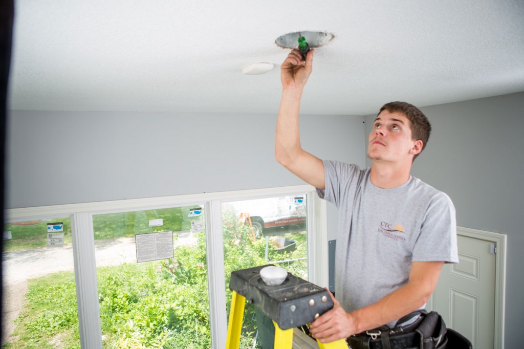 Badger Electric, Inc. Mobile Phone Repair in Madison, WI photo