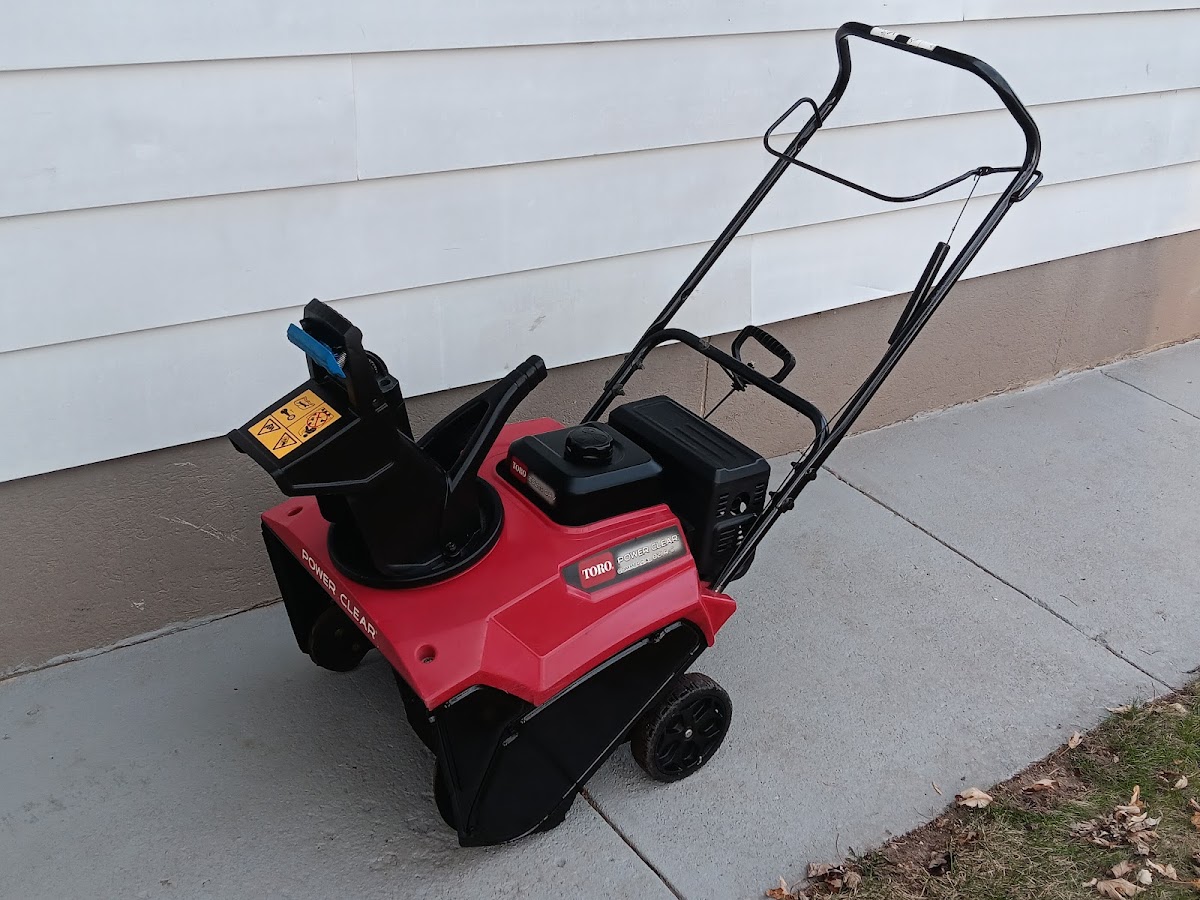 Martin Services LLC / The Mowerman Electrician in Mcfarland, WI photo