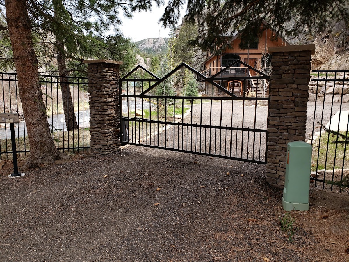 Amazing Gates of Colorado Contractor in Thornton, CO photo