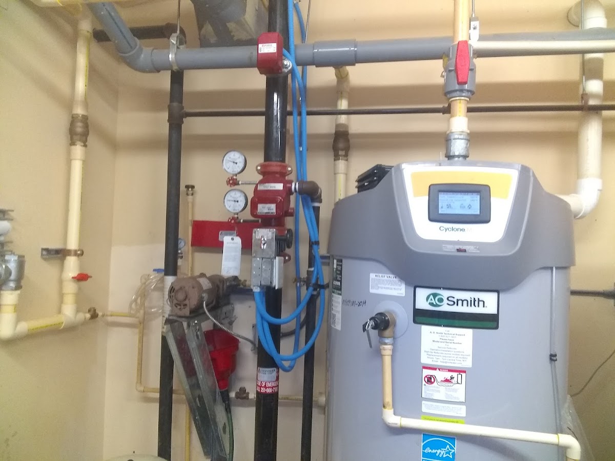 Richy Seals Plumbing LLC Plumber in Laurel, MS photo