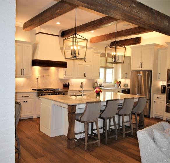 Wooden Specialties Contractor in Lafayette, LA photo