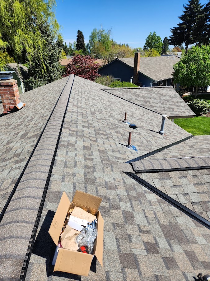 Pacific Roofing and Renovations LLC Roofing Repair in Hillsboro, OR photo