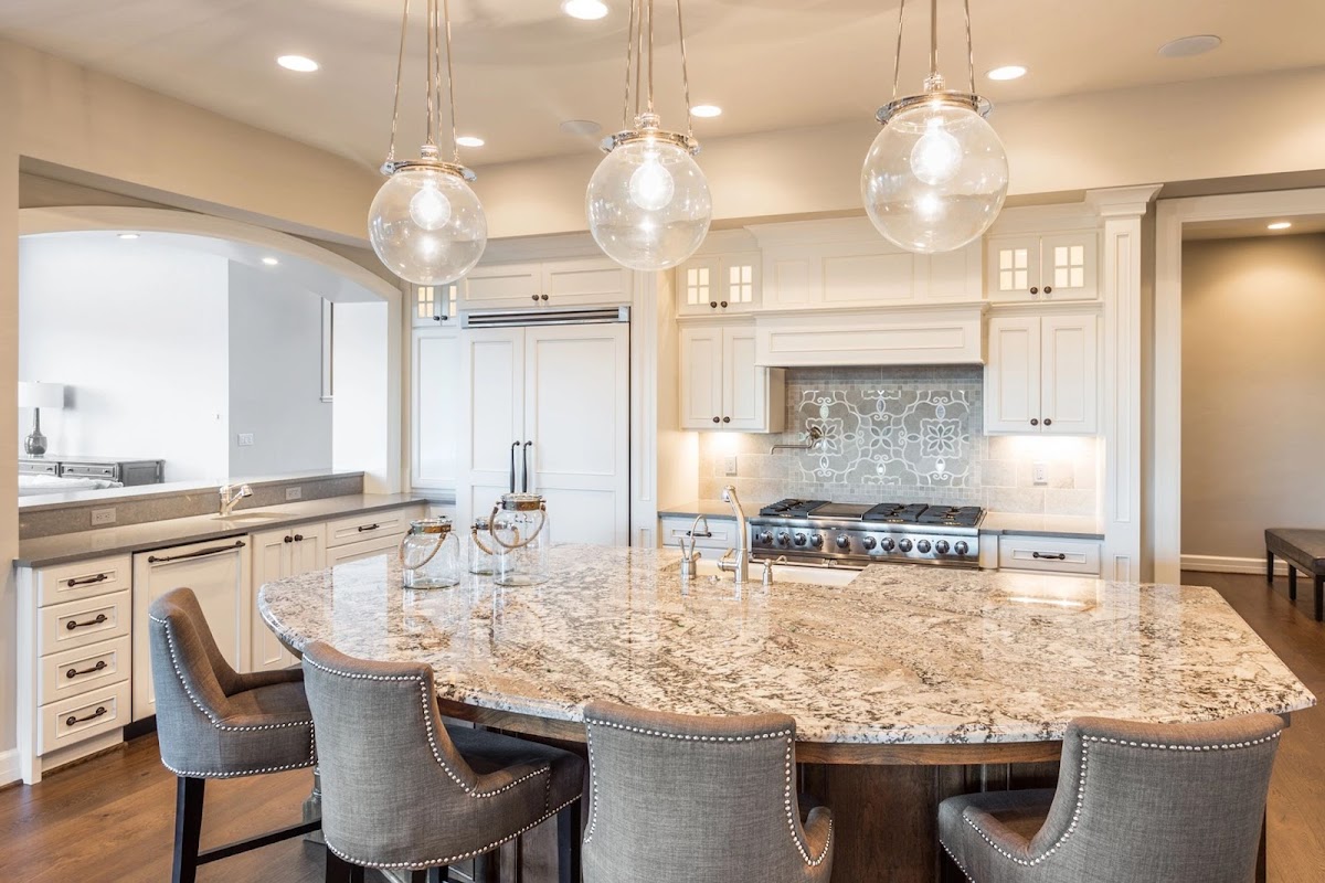 Counter Coverings Contractor in Appleton, WI photo