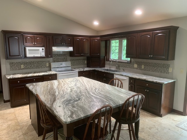 Der Meister Inc Contractor in Appleton, WI photo