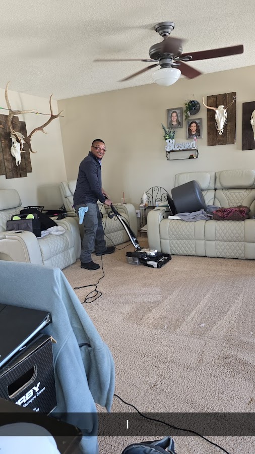 Midwest Distributing Inc. Flooring Contractor in Ames, IA photo