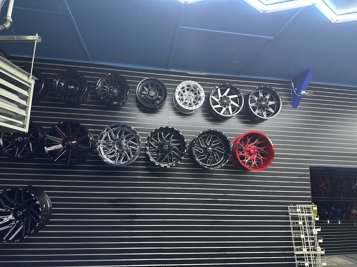 King Tires and Wheels Auto Repair in Medford, OR photo