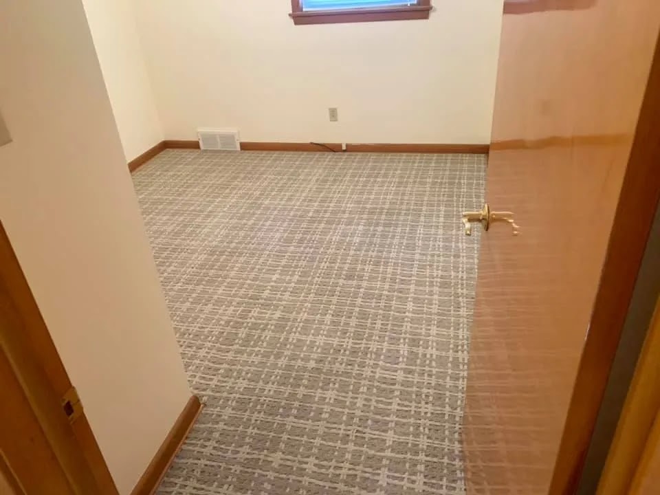 Snovak Floor Coverings Plumber in Youngstown, OH photo
