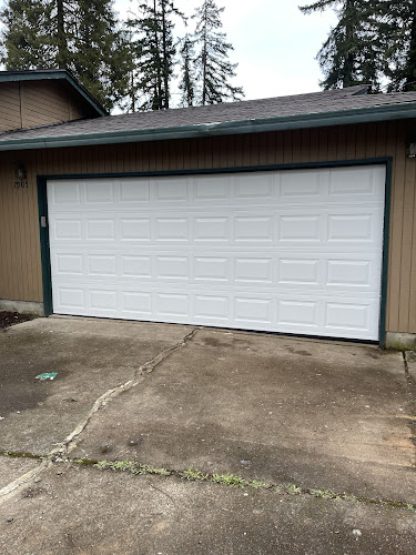 Oregon Dock' N Door Garage Door Repair in Eugene, OR photo