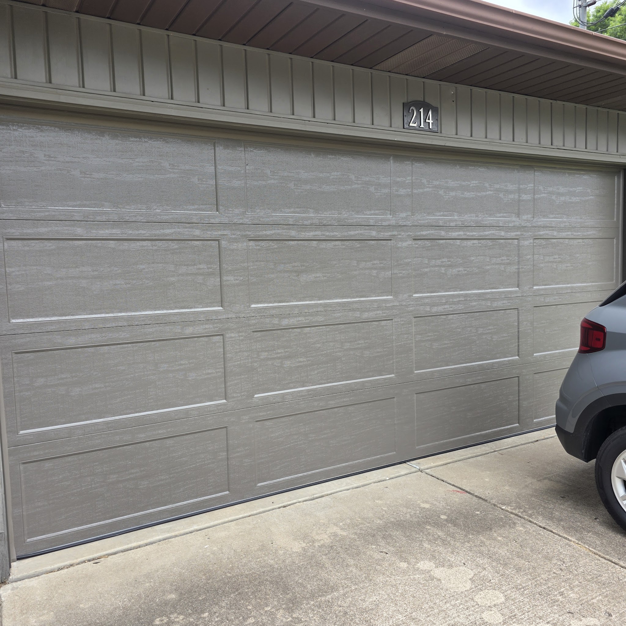 Gallery photo for Garage Door Guy, LLC in Battlefield, MO