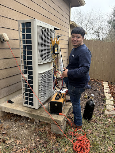 Blue Dot Air Conditioning & Heating Plumber in San Antonio, TX photo