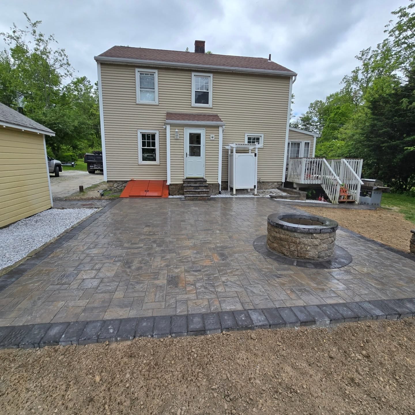 EK Masonry LLC local service