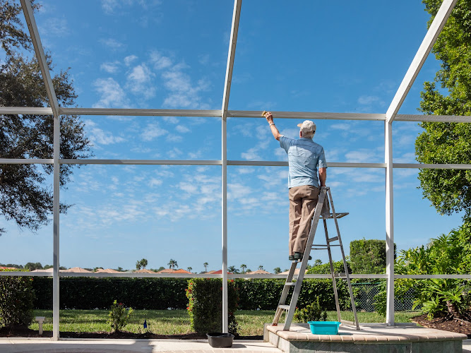 Affordable Screening Plus Contractor in Boca Raton, FL photo