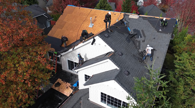 Monroy's Roofing LLC Roofing Repair in Albany, OR photo