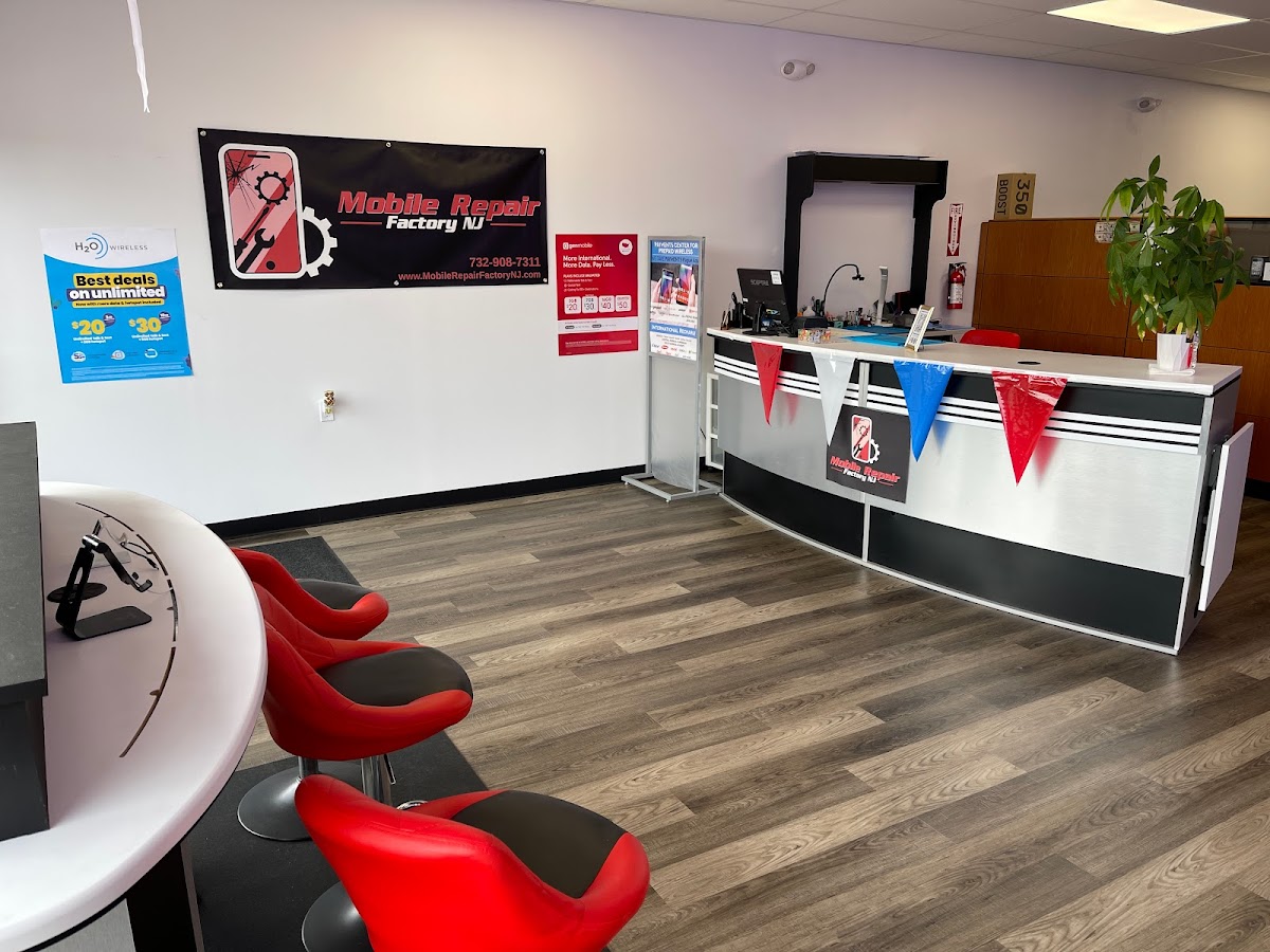 Business photo for The Mobile Repair Factory NJ in Toms River, NJ