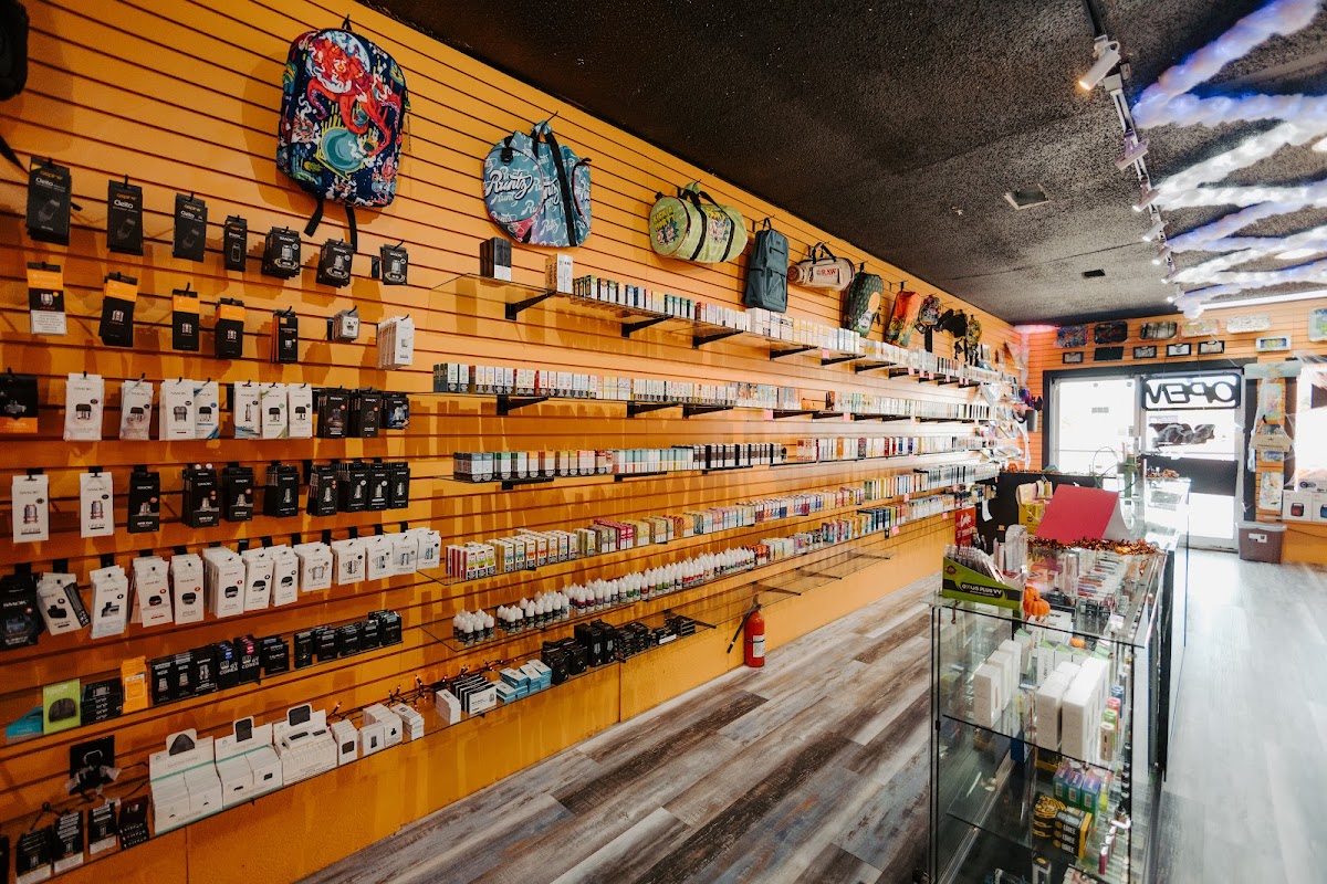 Business photo for Pharaoh Smoke, Vape, CBD, & Phone Repair in Hueytown, AL