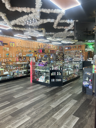 Pharaoh Smoke, Vape, CBD, & Phone Repair Mobile Phone Repair in Hueytown, AL photo