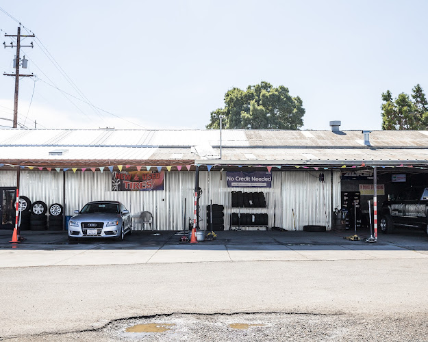 Durango Tire & Wheels Auto Repair in S El Dorado St, CA photo