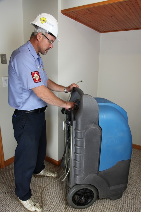 Flood Doctors Contractor in Waukesha, WI photo