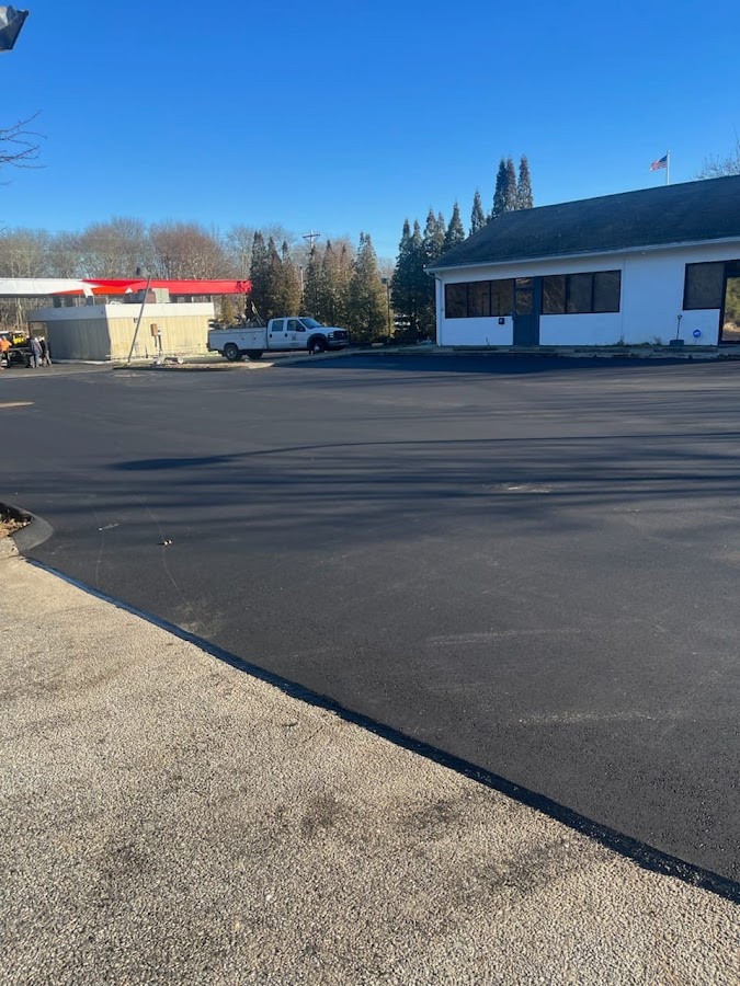 V & F Paving LLC photo