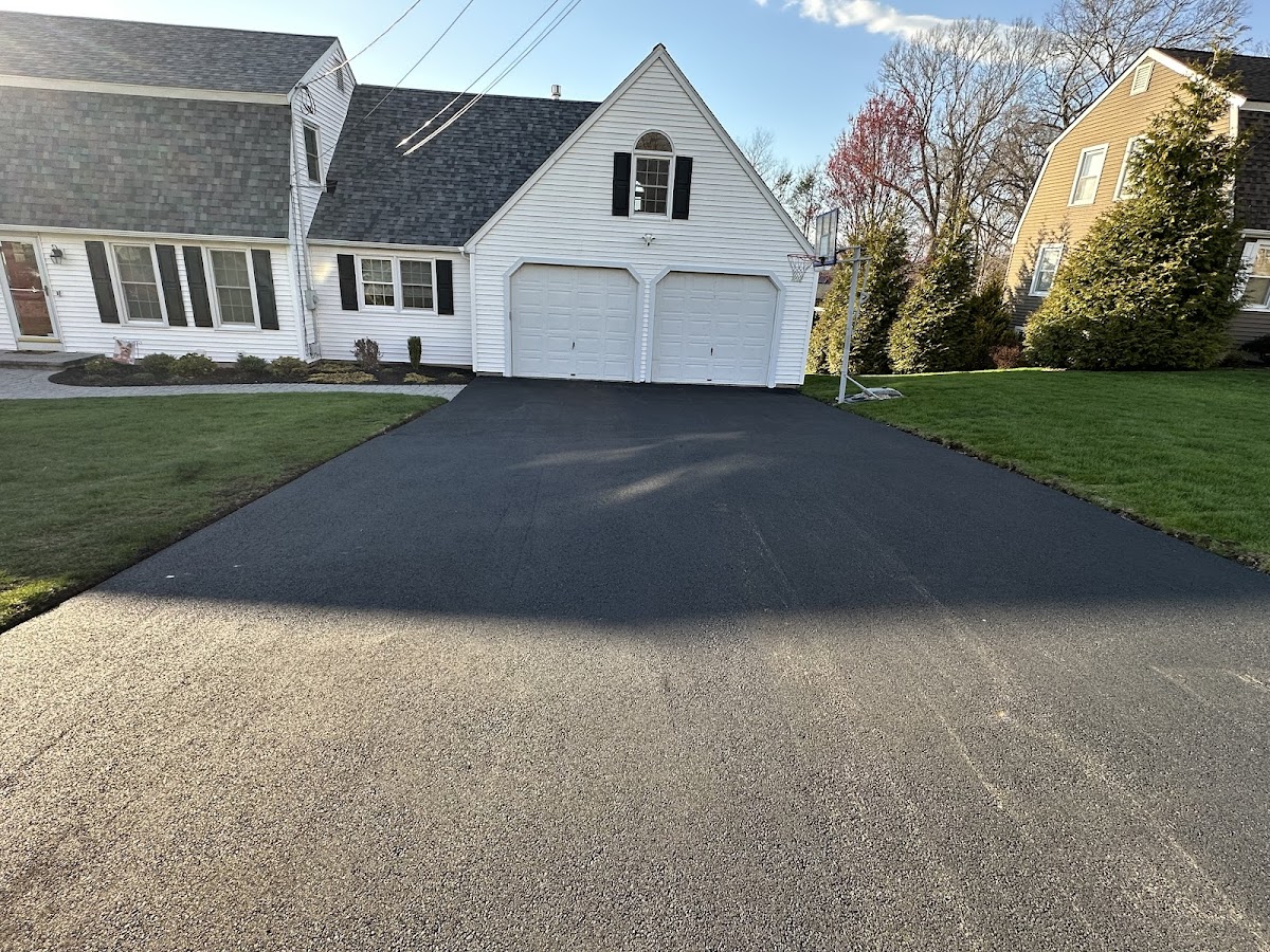 JUGGS PAVING AND MASONRY INC Plumber in Wallingford, CT photo