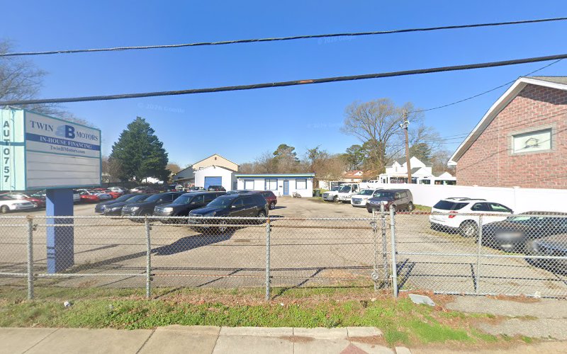 Plug Bros Auto Auto Repair in Hampton, VA photo