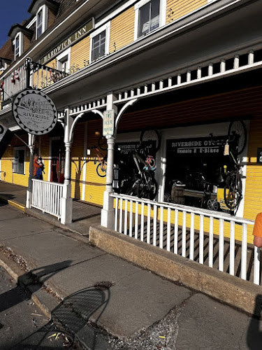 Riverside Cycles Bicycle Repair in Hardwick, VT photo