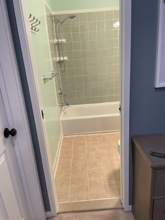 Virginia Reglazing Contractor in Alexandria, VA photo