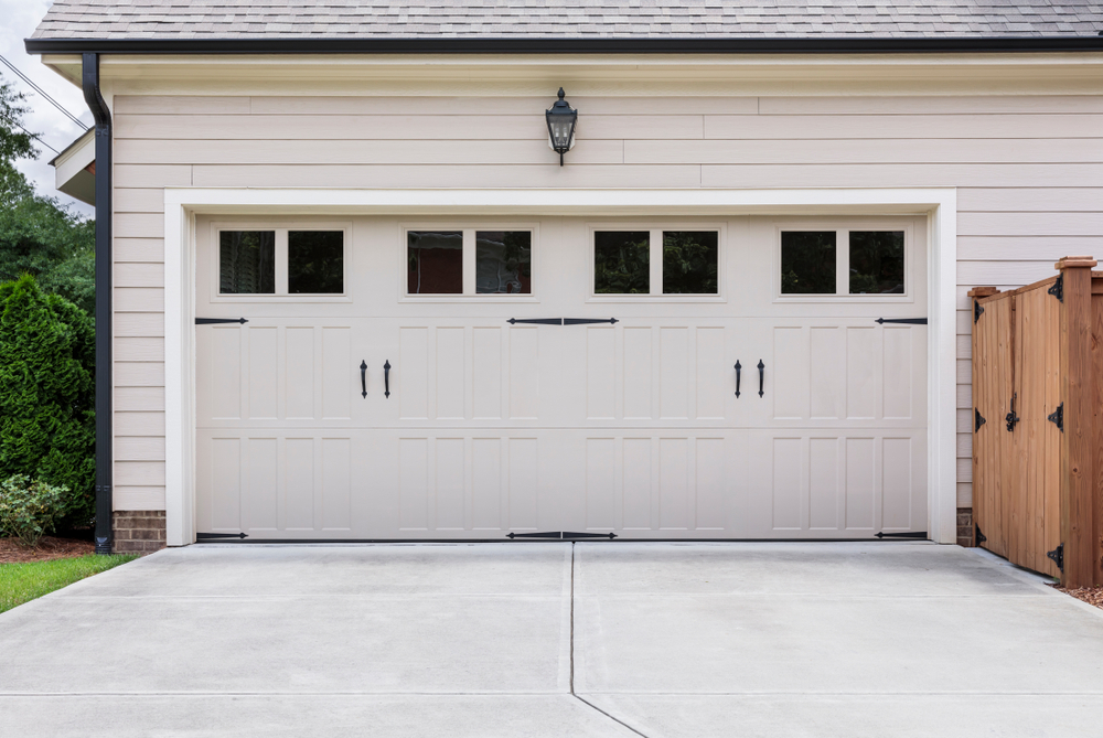 Superior Garage Doors Garage Door Repair in Sterling Heights, MI photo