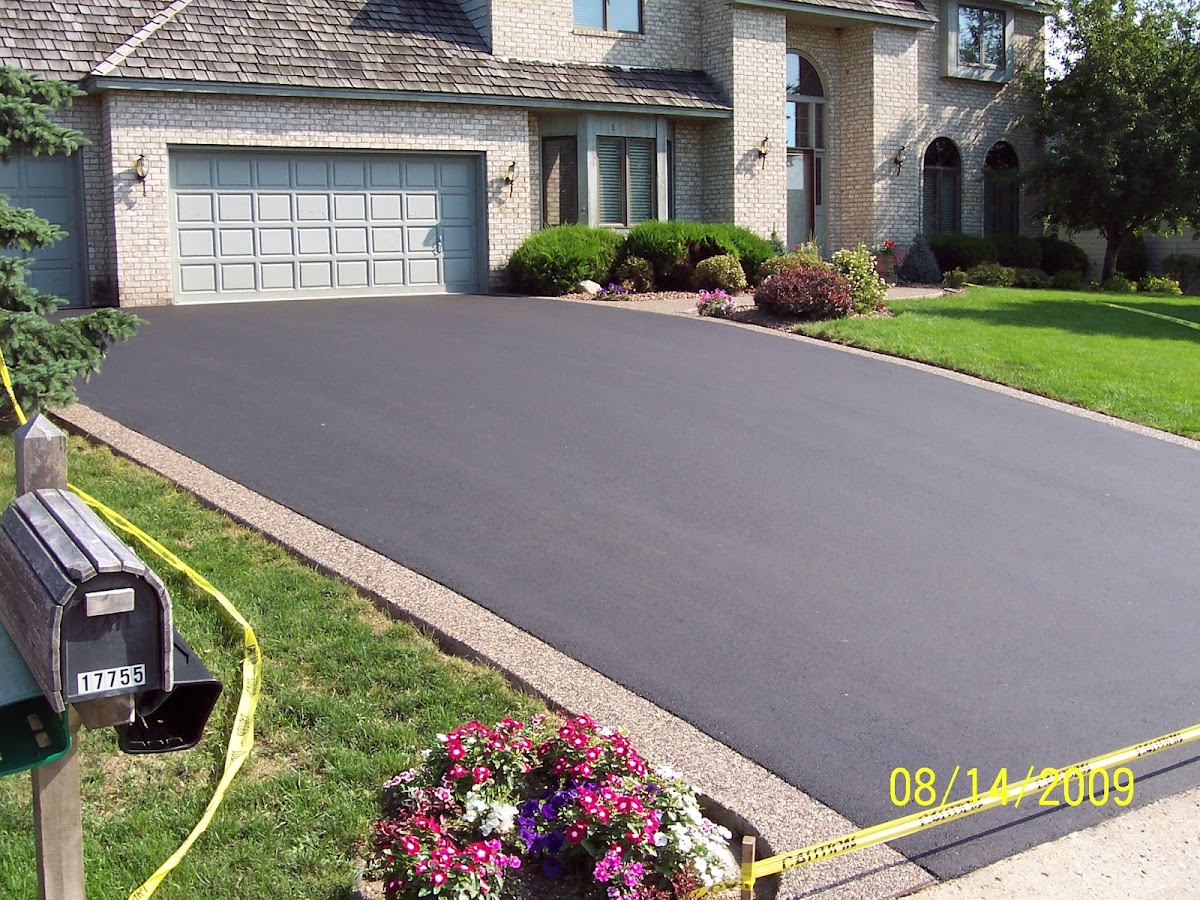 Richfield Blacktop & Concrete Contractor in Richfield, MN photo