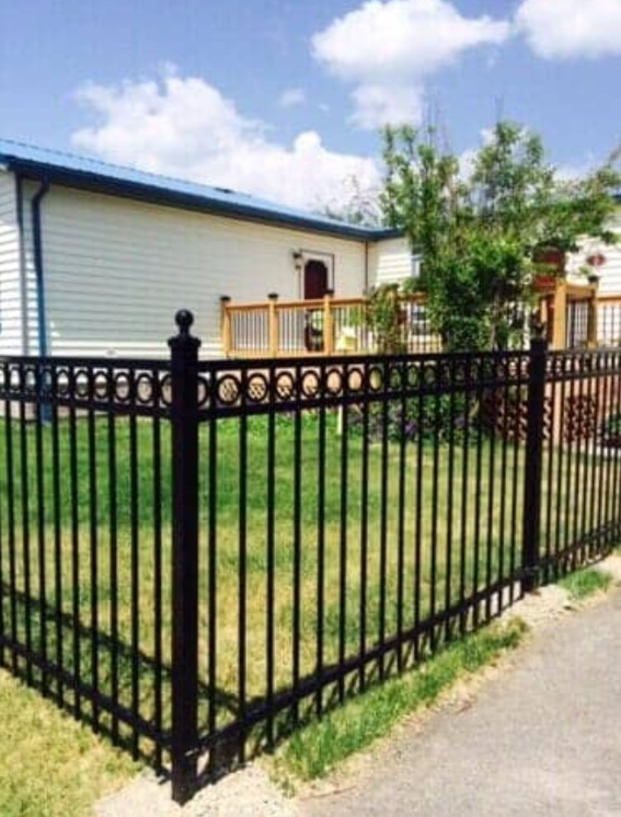Grizzly Fence Contractor in Missoula, MT photo