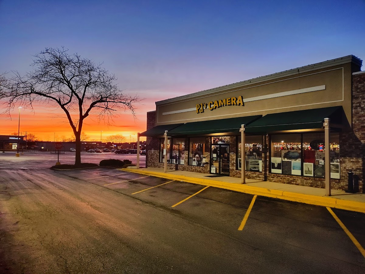 PJ's Camera & Photo Supply Mobile Phone Repair in Glen Ellyn, IL photo