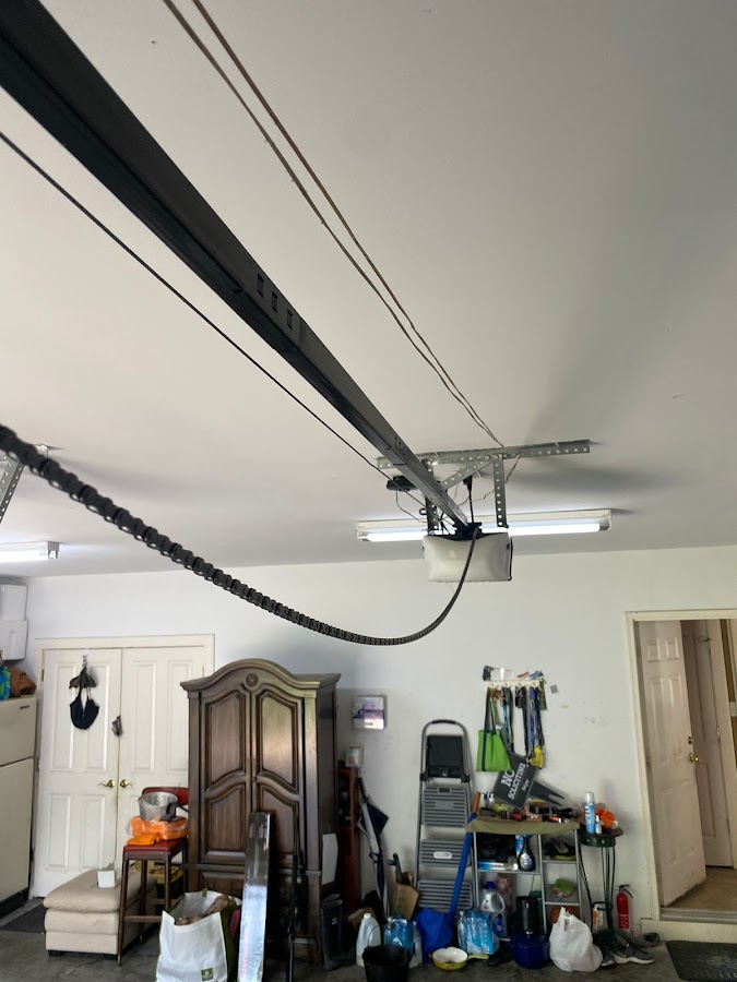 Charlotte Garage Doors Contractor in Charlotte, NC photo