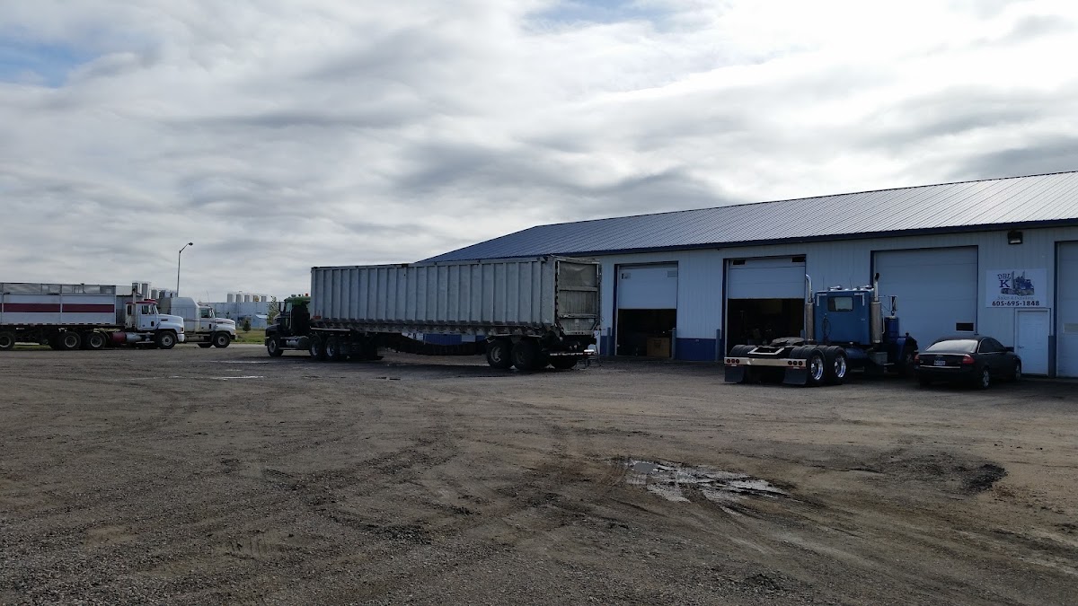 I-29 Truck Shop Auto Repair in Brookings, SD photo