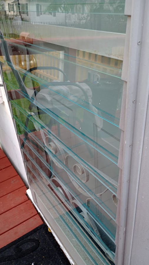 Pekin Glass & Mirror Auto Repair in Pekin, IL photo